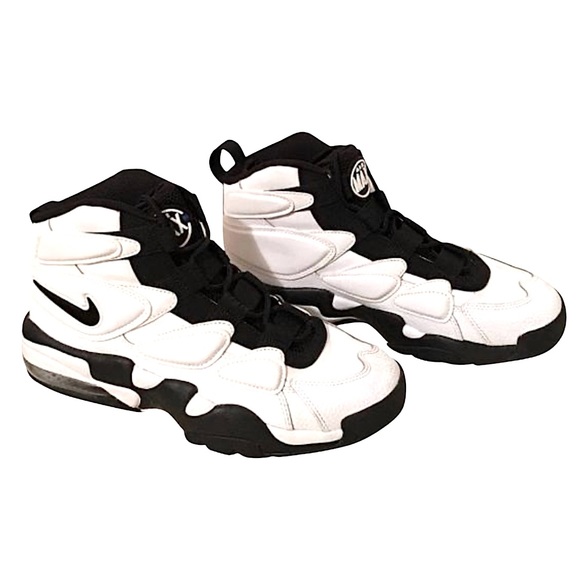 nike uptempo goat